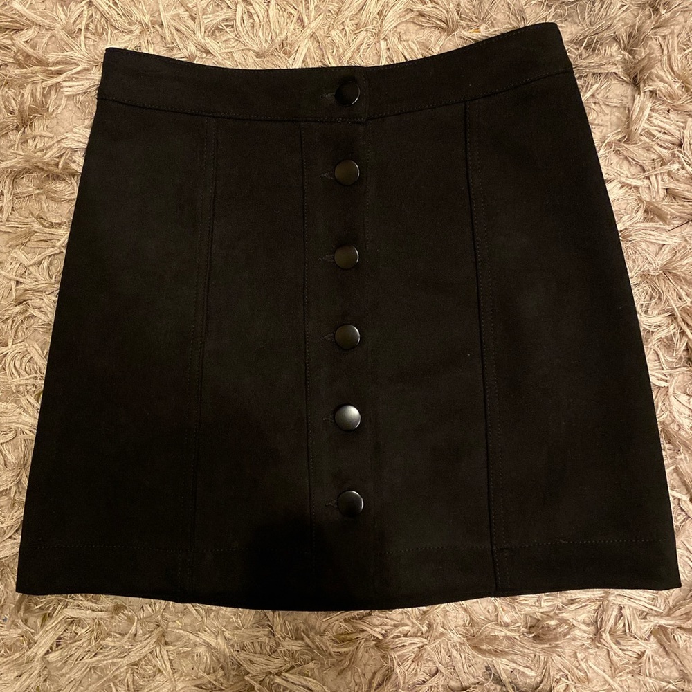 Blank mini skirt. Soft material. Good condition. Size:S